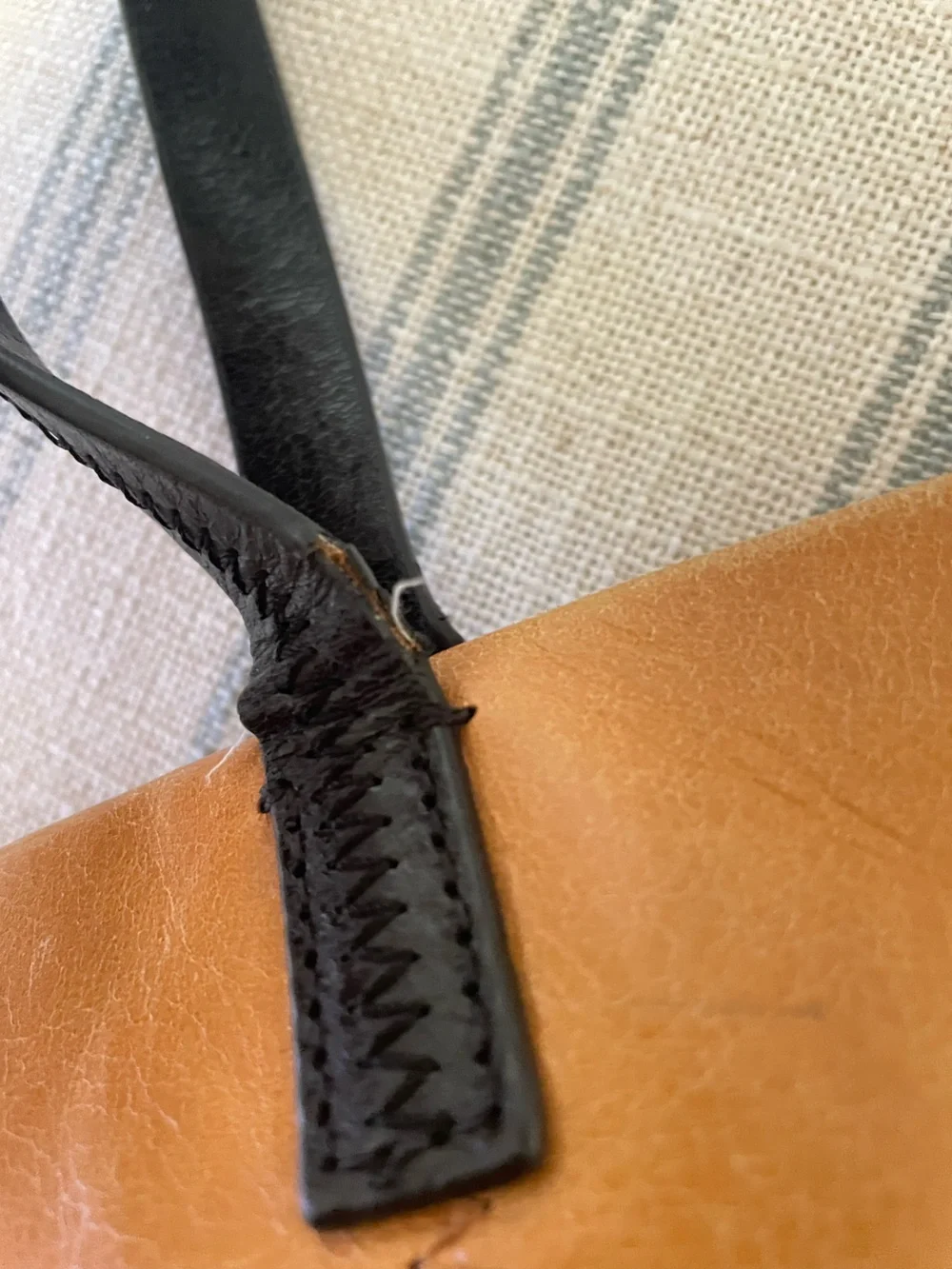 HOBO cecily leather